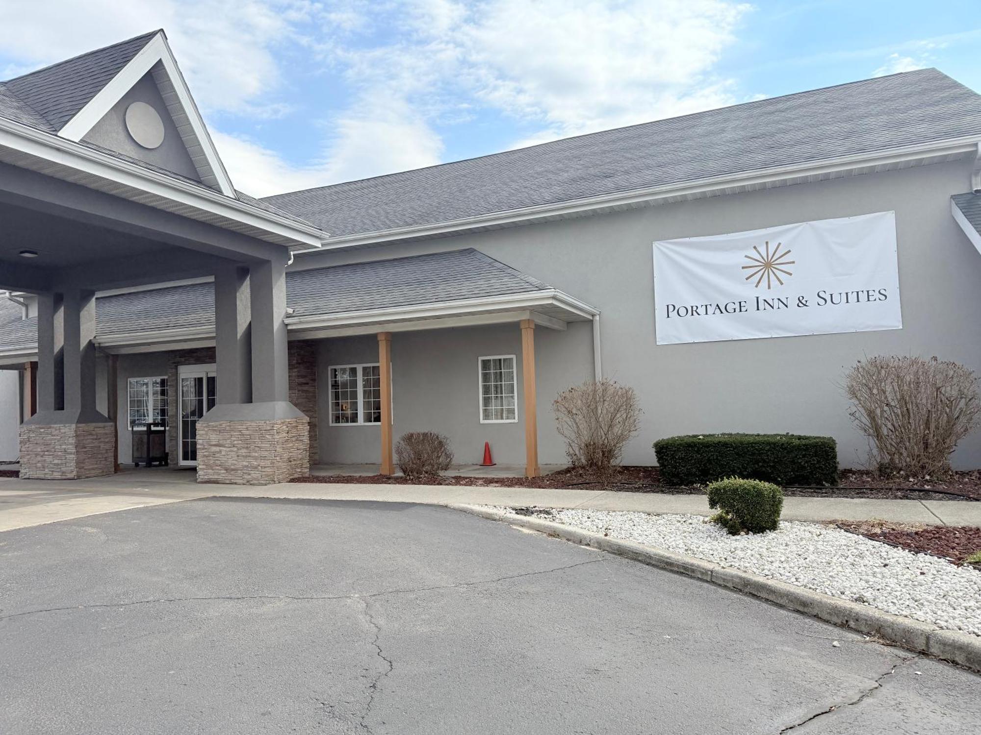 Portage Inn & Suites Kalamazoo Extérieur photo